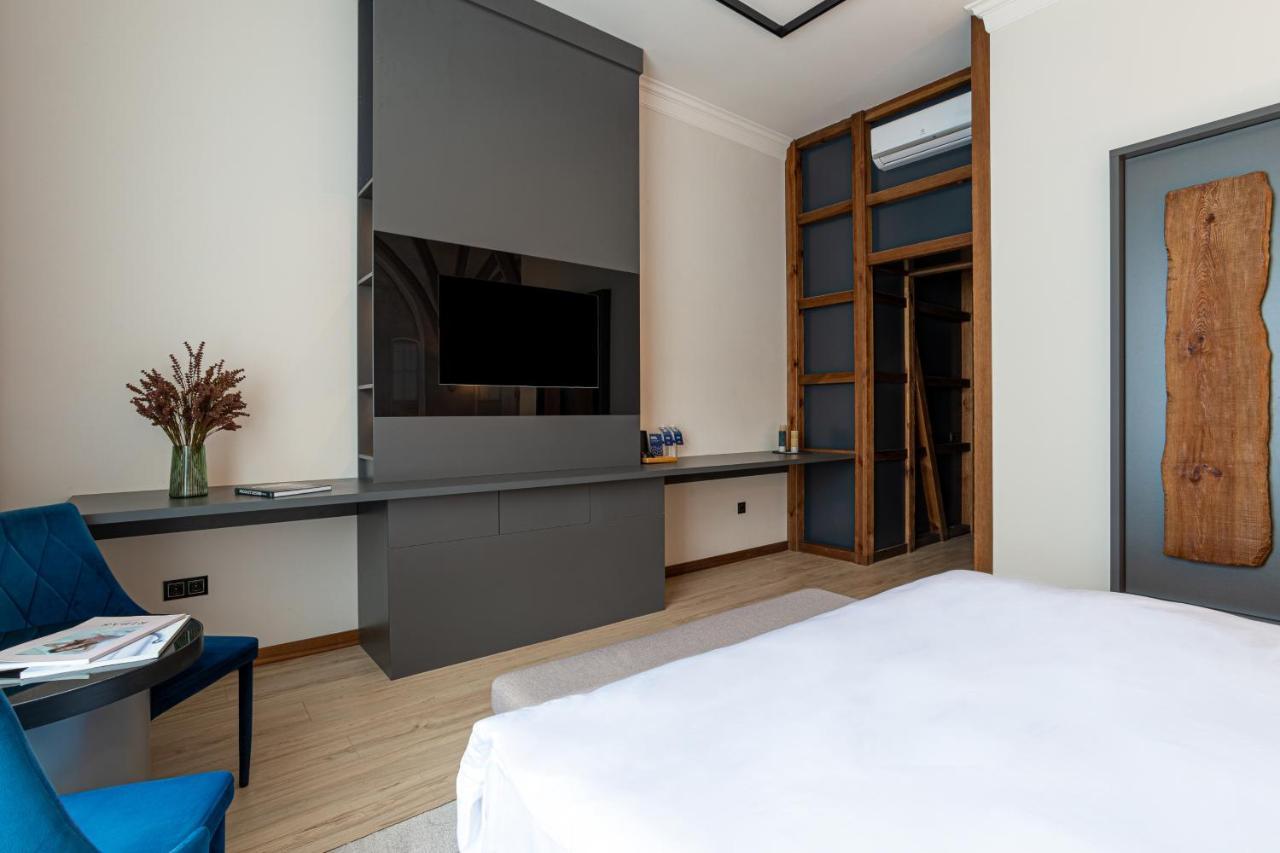 Villa Boutique Hotel Moukatcheve Extérieur photo